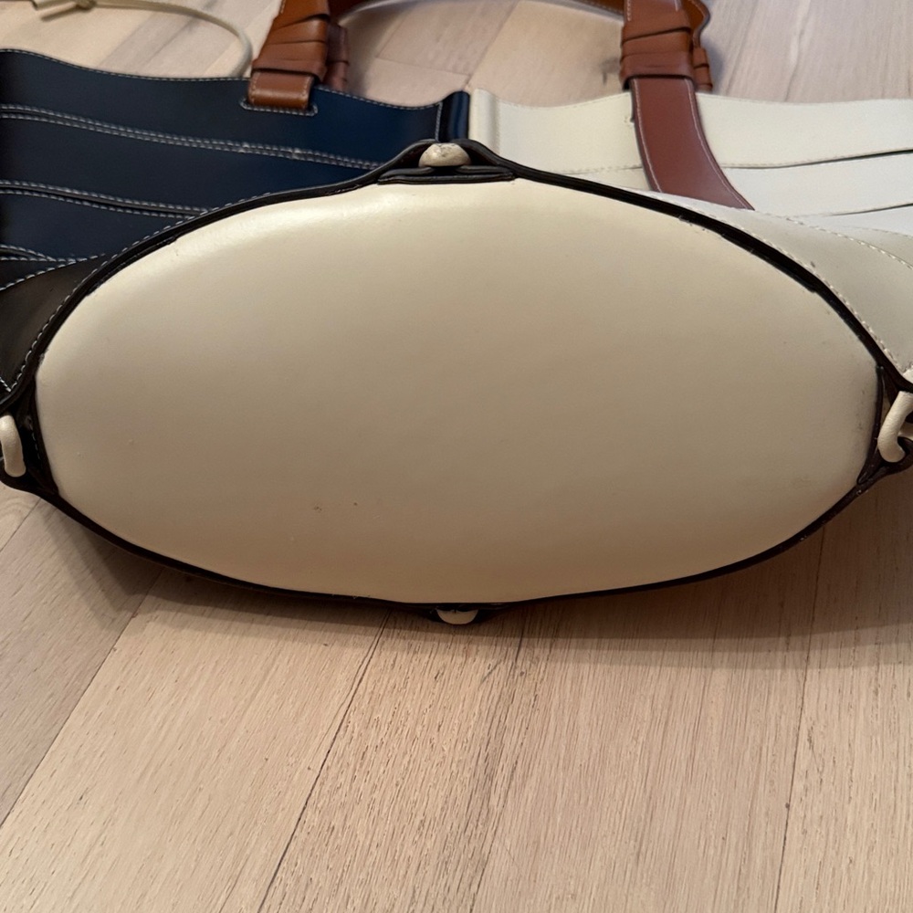 Staud two-Tone Black and Cream Tote Bag - Picture 2 of 5